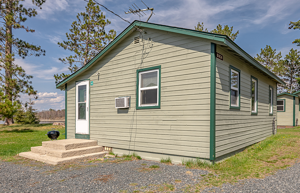 Agate Cabin Rental on Lake Winnie